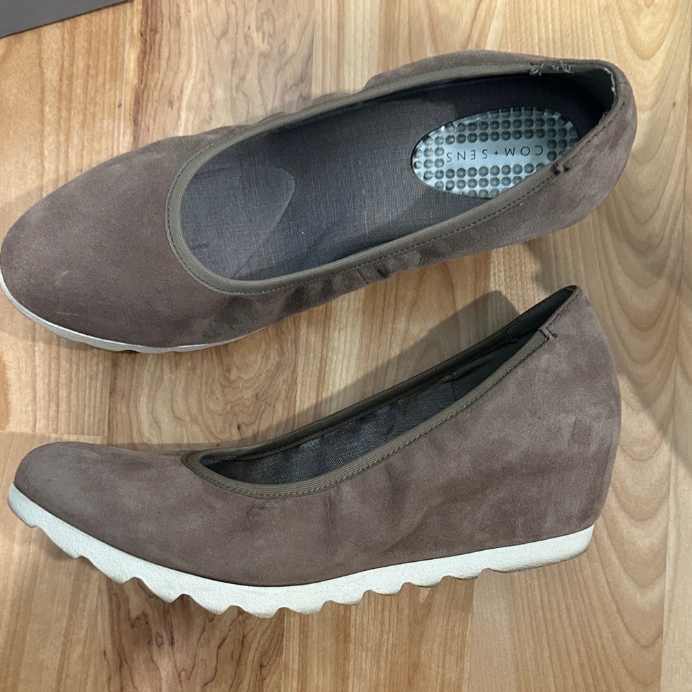 Com + Sens Taupe Suede Wedge Shoes
